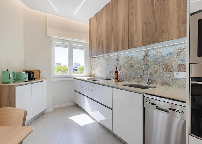 Apartamento Novo Junto Ao Metro - 1d Lisboa
