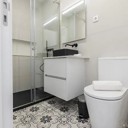 Apartamento Novo Junto Ao Metro Lisboa