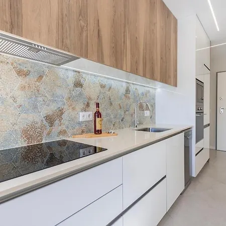 Novo Junto Ao Metro Apartamento